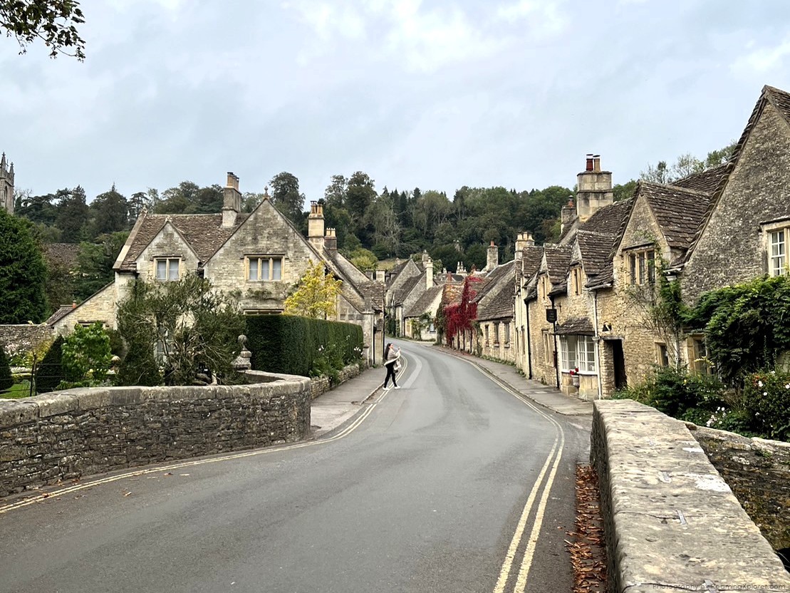 RoamingXplorer at Castle Combe