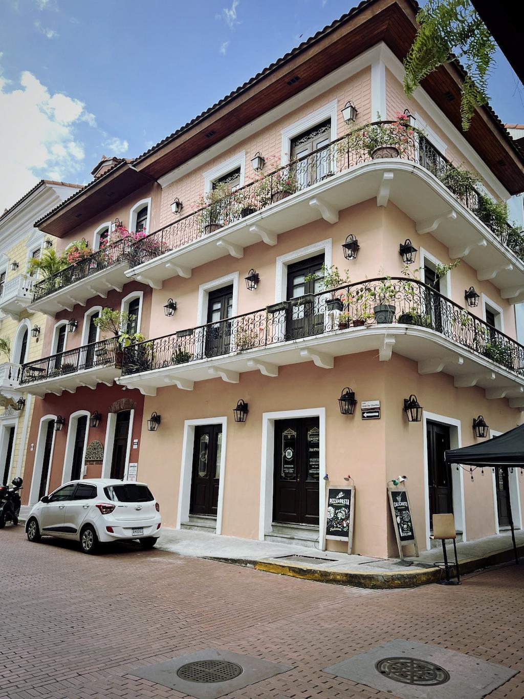 Casco Viejo: Panama Old Town