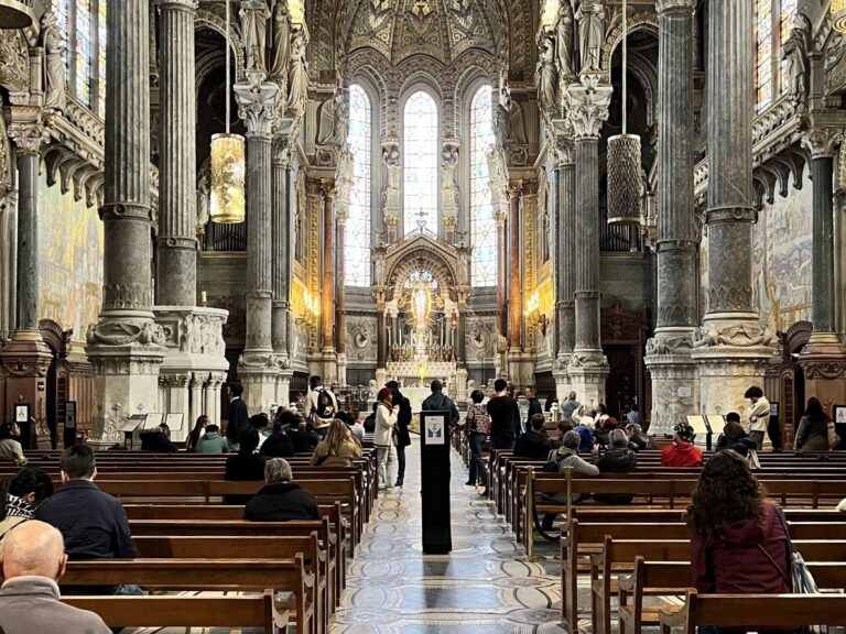 RoamingXplorer in the Basilica of Notre Dame France